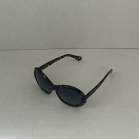 Oliver Goldsmith AUDREY Sunglasses. With Case. - Picture 2 of 9